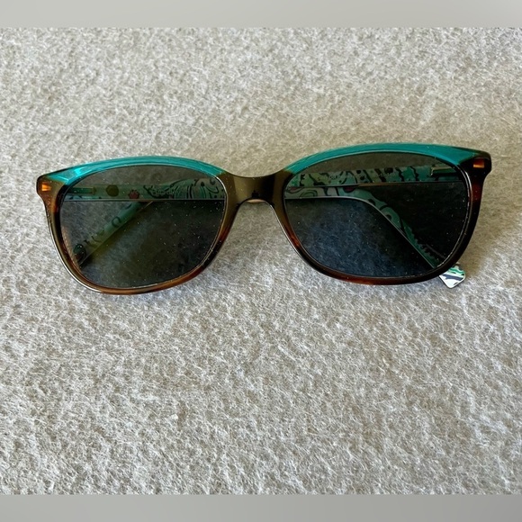 Vera Bradley Sunglasses with Clamshell Case – Frames Only - Size 53-14-140 main image 10